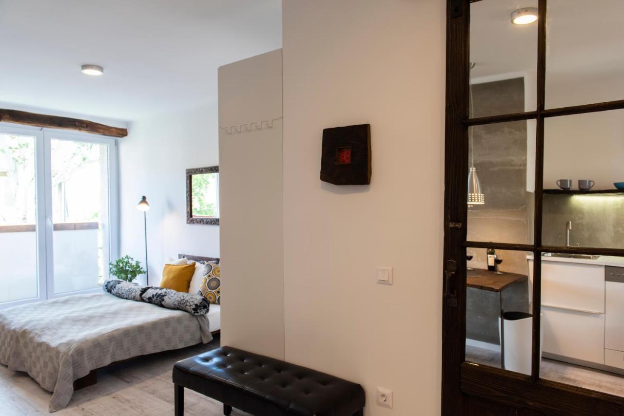 Loft Apartman Appartement Pécs Buitenkant foto